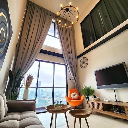 Loft Suite City View Jb Ciq 7Pax 조호르 바루 외부 사진